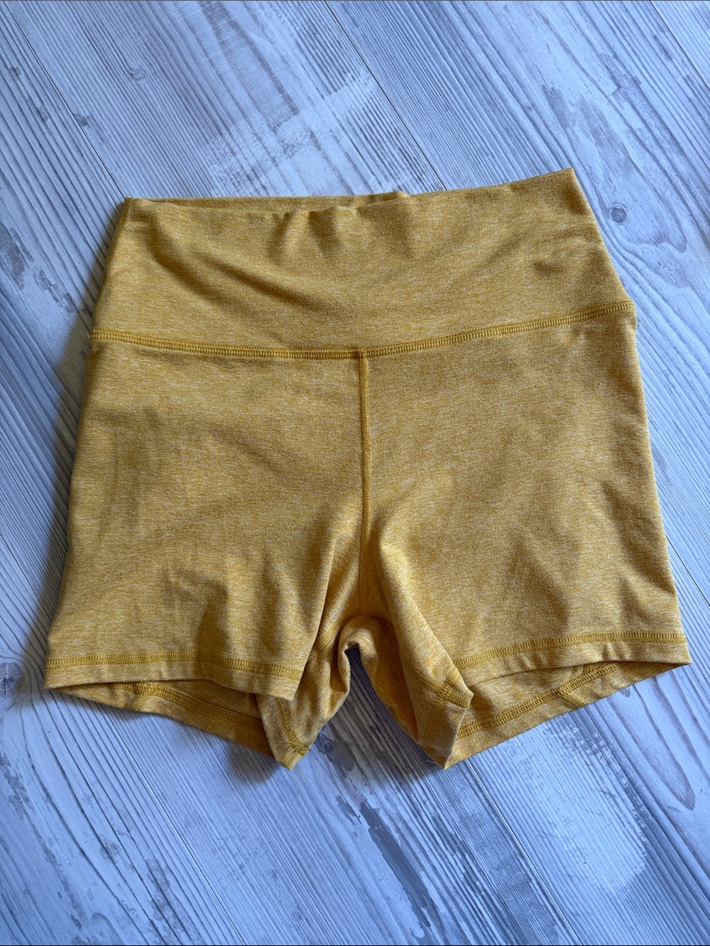 FLEO Mango Mojito True High Contour Shorts, Size Medium